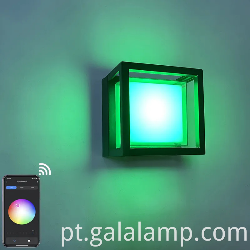 Luz de parede LED à prova d'água inteligente com controle de aplicativos Tuya para uso ao ar livre